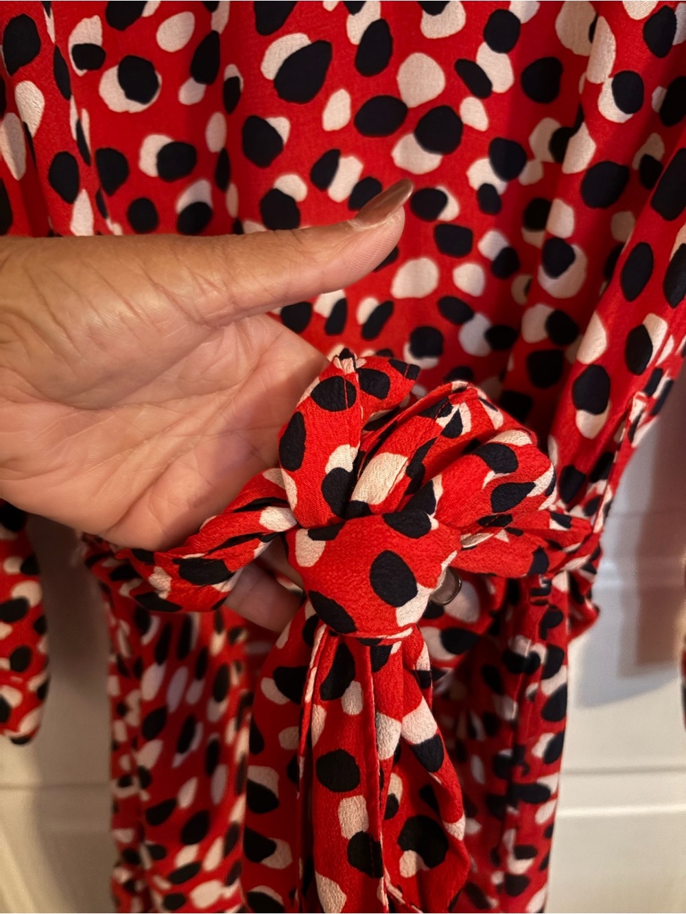 Free Assembly Red Abstract Spot Ruffle-Hem Tunic XS - Picture 12 of 14